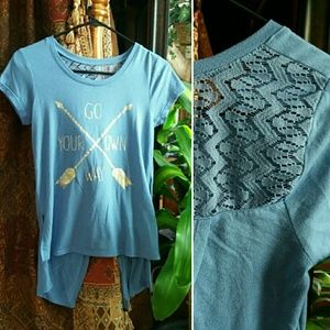 No Boundaries Adorable Cut Top